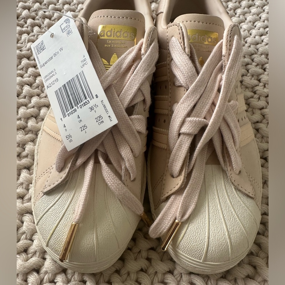 New with Tag Adidas Superstar 80’s W